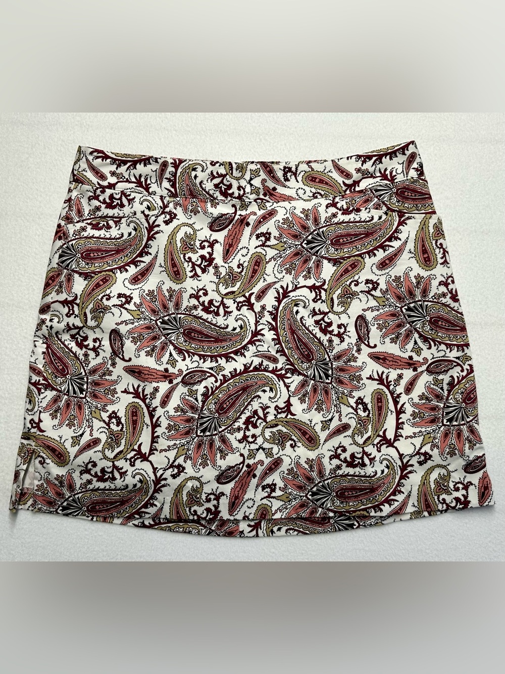 Lady Hagen Skort Buckingham
Paisley Beet Red 8 Golf Tennis
Pickleball